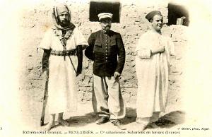 BENI-ABBES- COMPAGNIE SAHARIENNE EN TENUES DIVERSES